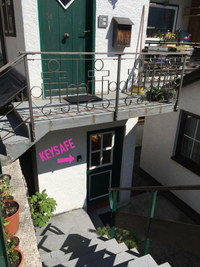 Ferienwohnung Pinkdeer Hallstatt Exterior foto